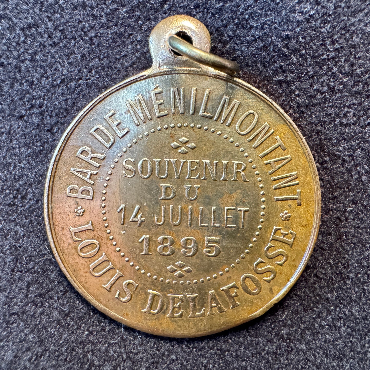 Médaille ancienne en bronze « souvenir du 14 juillet 1895 - Bar de Ménilmontant »