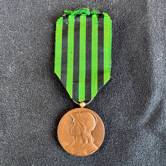 Médaille décoration militaire en bronze - « aux défenseurs de la patrie 1870-1871 »