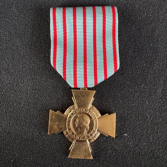 Médaille décoration croix du combattant