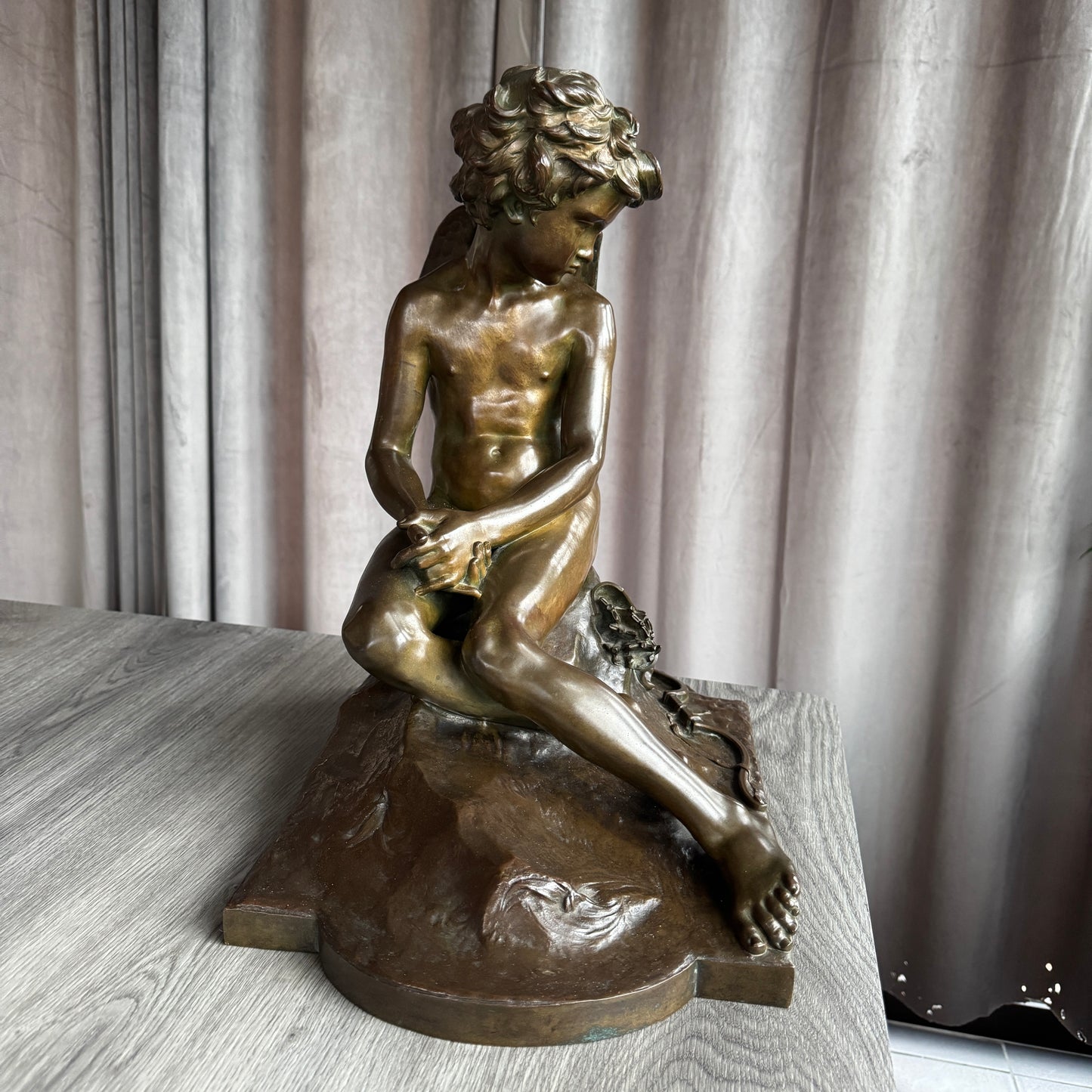 Sculpture en bronze XIXeme Susse frères - « amour boudeur » par Alfred Boucher (1850-1934)