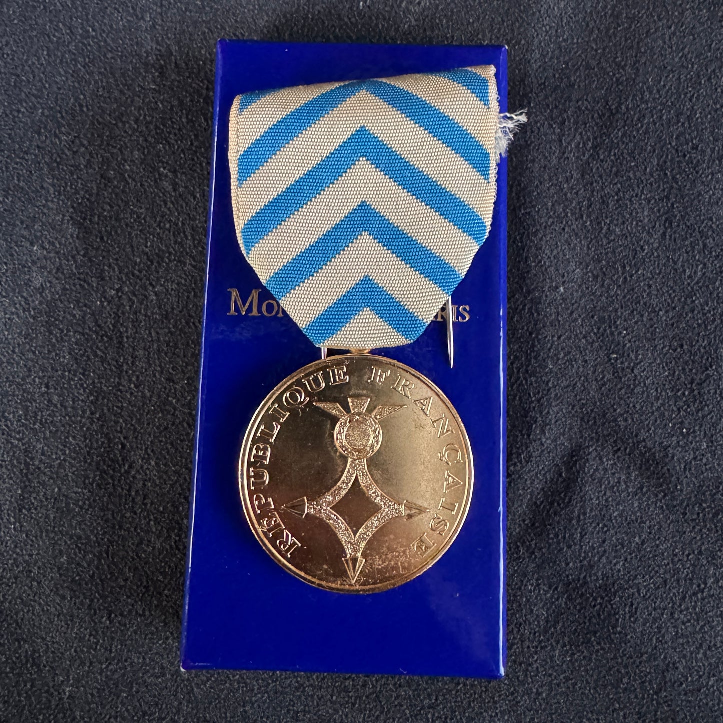 Médaille décoration militaire en bronze doré - « AFRIQUE DU NORD »